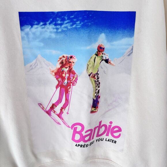 Barbie ‘Apres-ski You Later’ Pullover Graphic Print‎ Crewneck Large Cream Cozy - Picture 4 of 4
